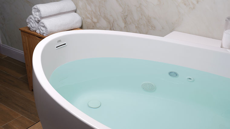 Turn Your Ordinary Bathtub Into A Hot Tub